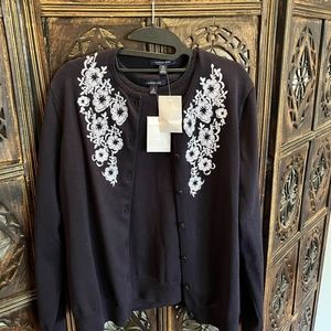 Lands End  Medium Sweater Set